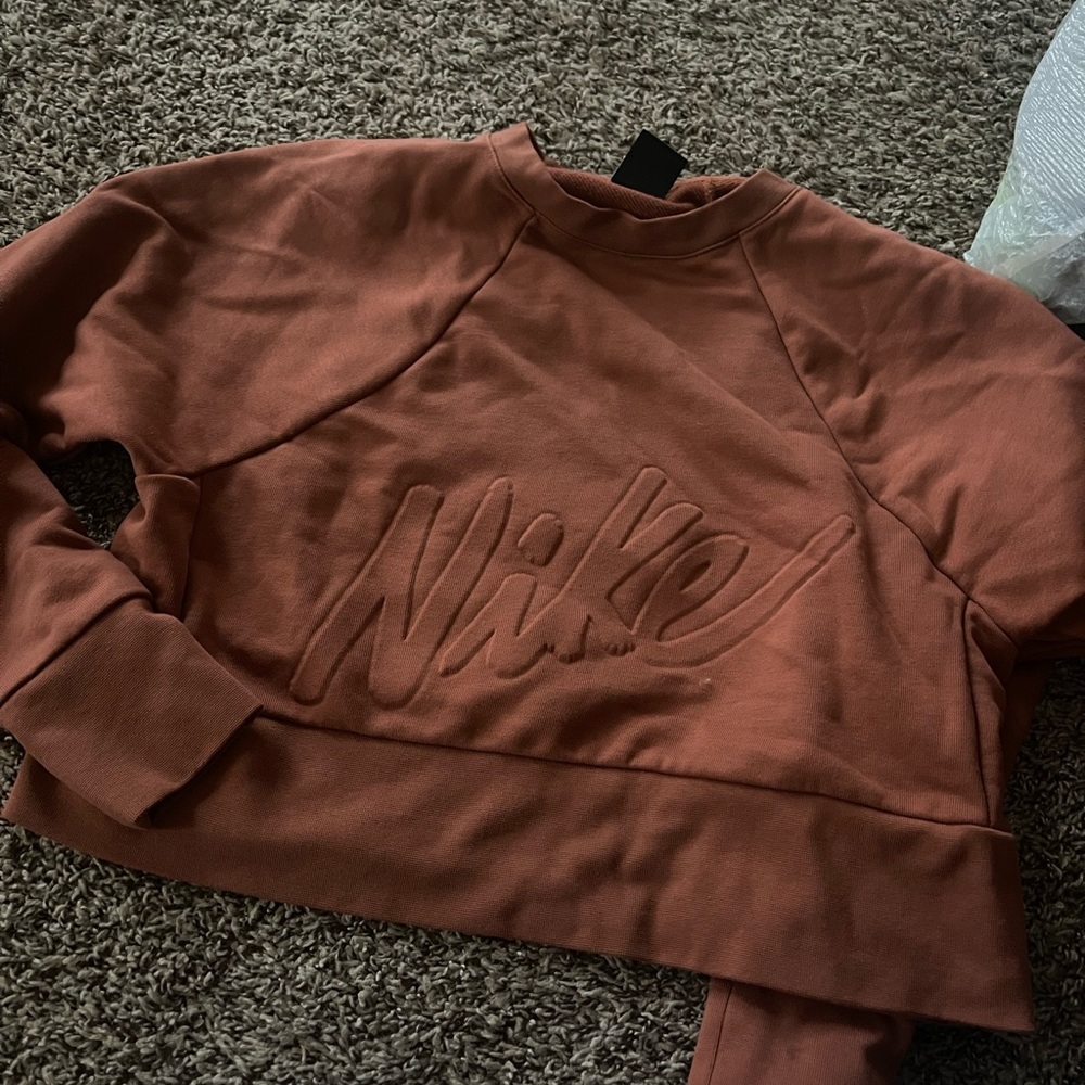 Nike crew neck
